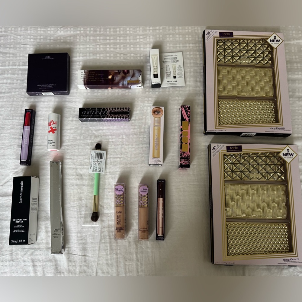 Glam box: 16 Makeup Must-Haves 💄🤩🎨